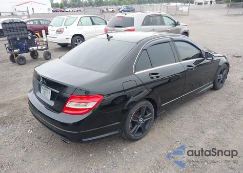 2010 Mercedes-Benz C 300 Luxury 4Matic/Sport 4Matic from USA, damaged, VIN WDDGF8BB7AR130631